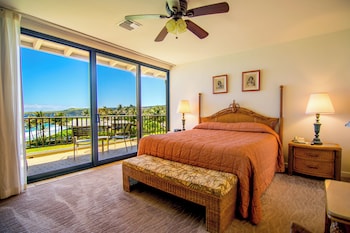 Villa, 2 Bedrooms, Oceanfront (Bay 19B2 Gold 2.5 bath)