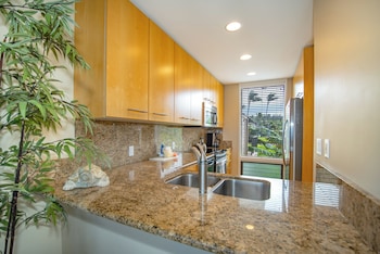 Villa, 1 Bedroom, Oceanfront (Bay 36B3 Gold ,1Bath)