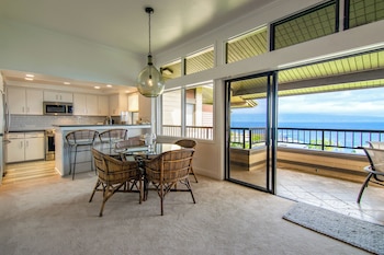 Villa, 1 Bedroom, Ocean View (Ridge 2924, Gold, 1.5 Bath)