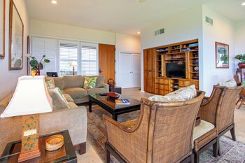 Villa, 1 Bedroom, Oceanfront (Bay 36B4 Gold ,1Bath)