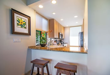 Villa, 1 Bedroom, Ocean Front (Bay 18G3, Gold, 1.5 Bath)