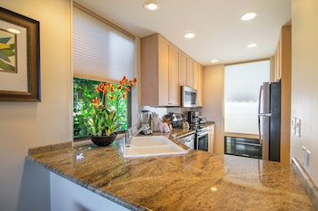 Villa, 1 Bedroom, Ocean Front (Bay 18G3, Gold, 1.5 Bath)