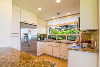 Villa, 2 Bedrooms, Oceanfront (Bay 19G2 Gold 2.5 Bath)