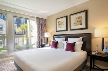 Executive Suite, Terrace