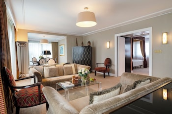Presidential Suite, 1 King Bed, Terrace