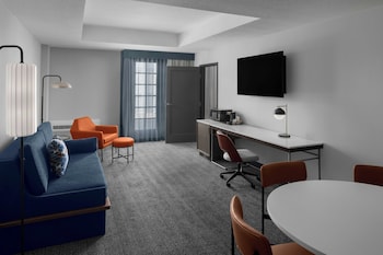 Suite, 1 Bedroom, Hearing Accessible (Accessible Bathtub)