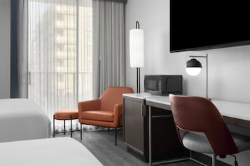 Room, 2 Queen Beds, Hearing Accessible