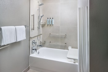 Room, 2 Double Beds (Mobility/Hearing Accessible, Tub)