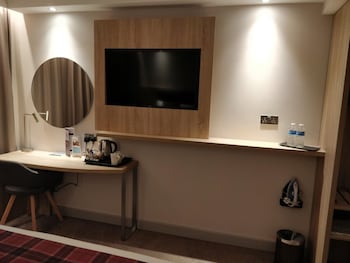 Superior Room, 1 King Bed, Non Smoking