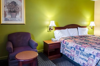 Standard Room, 1 King Bed, Non Smoking