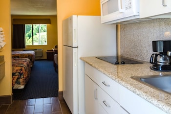 Standard Room, 2 Double Beds, Non Smoking