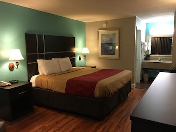Standard Room, 1 King Bed, Non Smoking