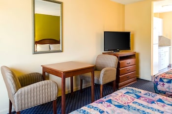 Standard Room, 2 Double Beds, Non Smoking