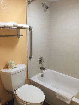 Standard Room, 2 Double Beds, Non Smoking