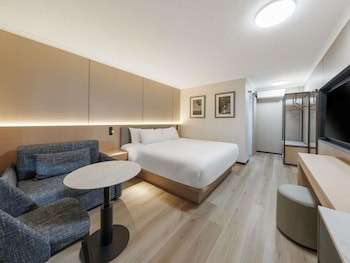 Classic Room, 1 Queen Bed