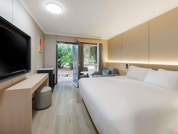 Classic Room, 1 Queen Bed