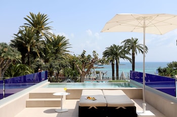 Premium Double Room, Private Pool, Sea View (Oasis, VIP Lounge Included)