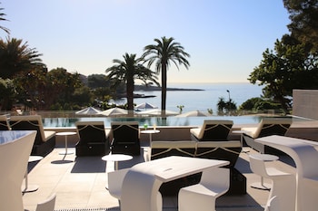 Premium Double Room, Balcony, Sea View (VIP Lounge Included)