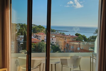 Superior Double Room, Balcony, Partial Sea View (Newly Refurbished)