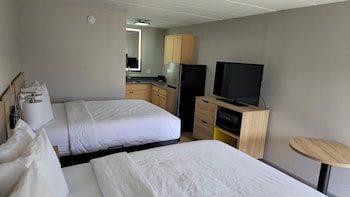 Double Room, 2 Double Beds