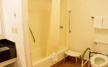 Standard Suite, 1 King Bed, Smoking