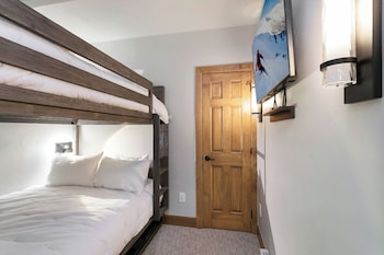 Condo, 1 Bedroom (Diamond, Bunk Alcove)