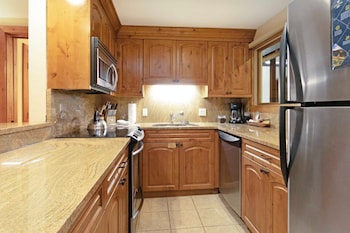 Room, 1 Bedroom (Platinum with Bunk Alcove)
