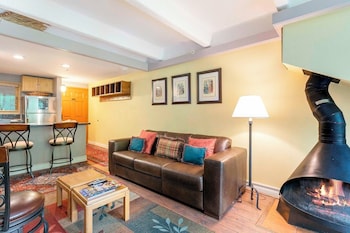 Condo (Gold)