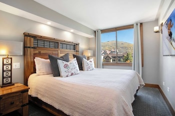 Condo, 2 Bedrooms, 2 Bathrooms (Diamond 900 Square Feet)