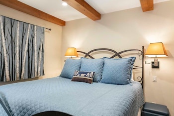 Room, 1 Bedroom (Platinum with Bunk Alcove)