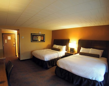 Room, 2 Queen Beds, Balcony