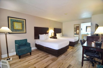 Double Room, 2 Double Beds