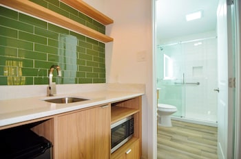Studio, 2 Double Beds