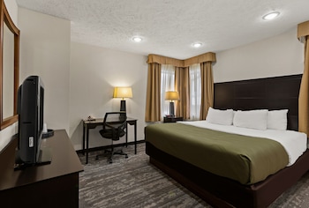Suite, 1 King Bed, Non Smoking