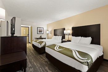 Standard Room, 2 Queen Beds, Non Smoking