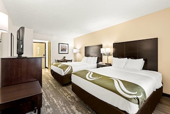 Standard Room, 2 Queen Beds, Non Smoking