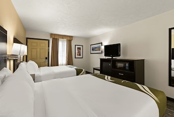 Standard Room, 2 Queen Beds, Non Smoking