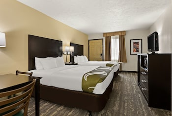 Standard Room, 2 Queen Beds, Non Smoking