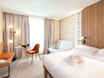 Executive Room, 1 Double Bed with Sofa bed