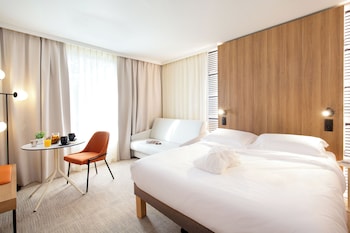 Executive Room, 1 Double Bed with Sofa bed