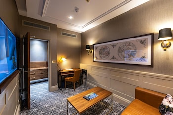 Townhouse Studio