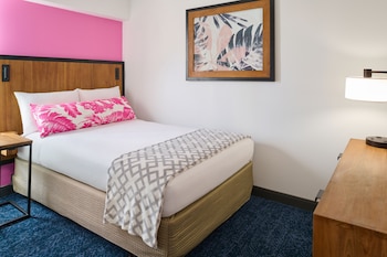Suite, 2 Bedrooms, Kitchen