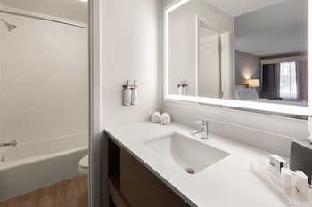 Standard Room, 2 Queen Beds