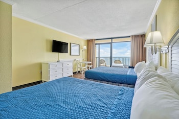 Double Room, 2 Queen Beds, Ocean View (Standard Queen Room)