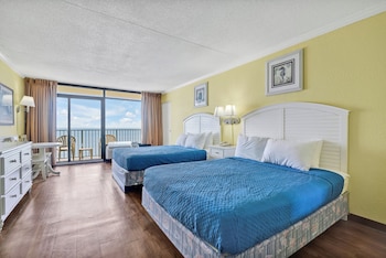 Double Room, 2 Queen Beds, Ocean View (Standard Queen Room)