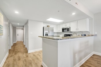 Suite, Multiple Beds, Ocean View (3 Bedroom Suite, Oceanview with Full )