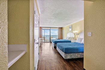 Double Room, 2 Queen Beds, Ocean View (Standard Queen Room)