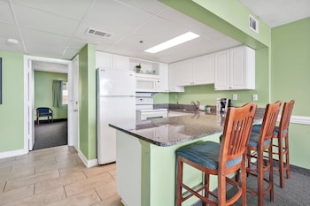 Suite, Multiple Beds, Ocean View (Suite, with Two Bedrooms)