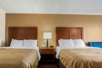 Room, 2 Queen Beds, Non Smoking (Efficiency)