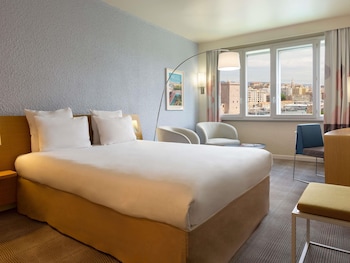 Deluxe Room, 1 Queen Bed, Harbor View